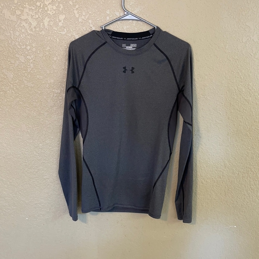 Under armor fitness long sleeve shirt compression
